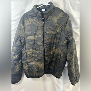 PINK Victoria's Secret Camo Lightweight Puffer Jacket Full Zip size L